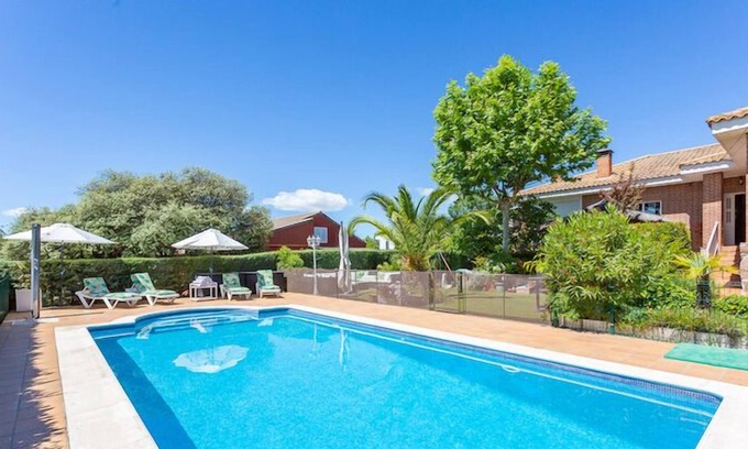 Valdemorillo Ski Chalet | Villa Valdelinos - haven of peace in the mountains