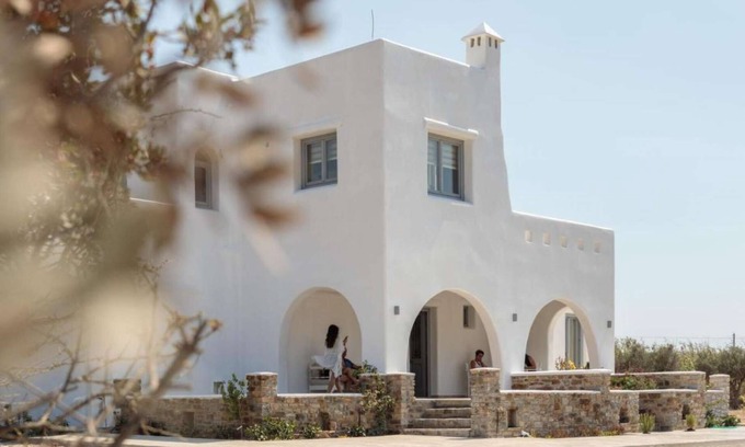 Mikri Vigla Villa | Villa Vaya: Luxurious Cycladic Retreat Near Naxos Town