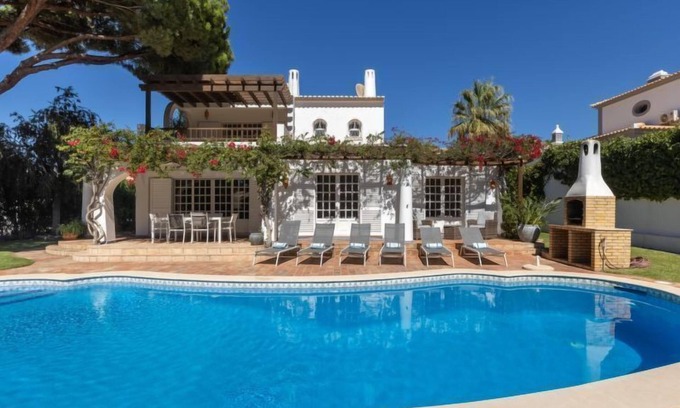 Quarteira House | Villa Verde by Interhome