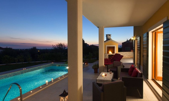 Vilanija Villa | VILLA VIKTORIA, VILLAS in VILANIJA - UMAG (Private Swimming Pool)