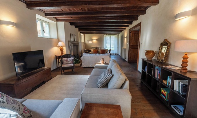 Smerillo Villa | Villa Viola – Your Serene Countryside Escape