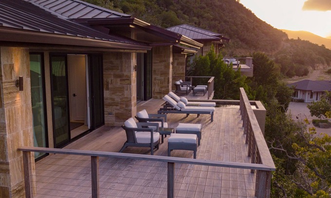 North Sound Villa | Villa Winedown