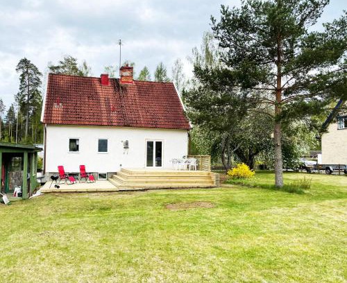 Gullringen Villa | Villa with 4 bed rooms with internet in Vimmerby