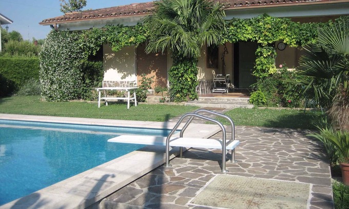 Mattarana Villa | Villa with direct access to the lake