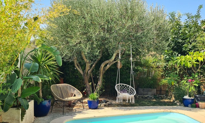 Aujargues Villa | Villa with pool between Nimes and Montpellier