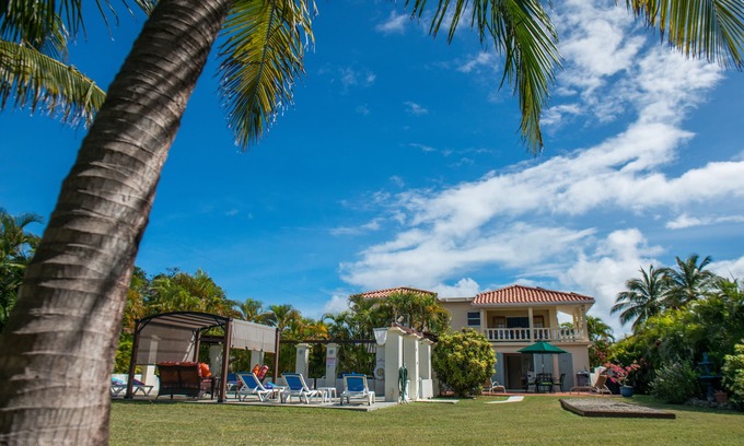 Maynards Villa | Villa With Private Pool, Sea Views And Tropical Breezes