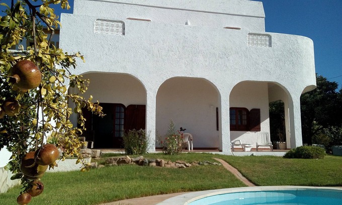 Olhao Villa | Villa with private swimming pool - 7 Km from beach
