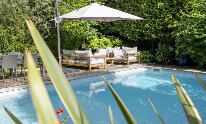 Saint Seurin - Fondaudege Villa | Villa with swimming pool Bordeaux center, quiet garden, air-conditioned