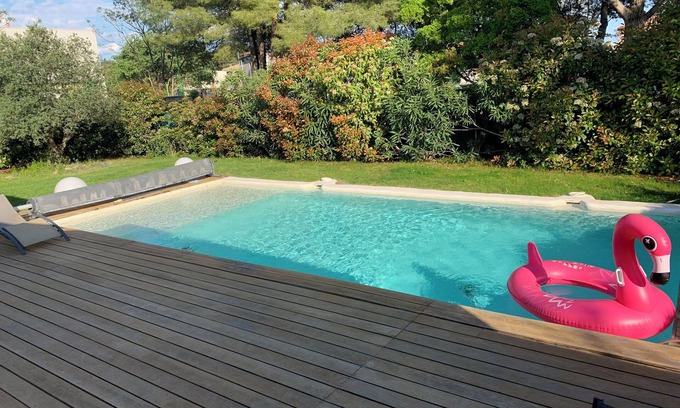 Montpellier House | Villa with swimming pool near the sea and Montpellier