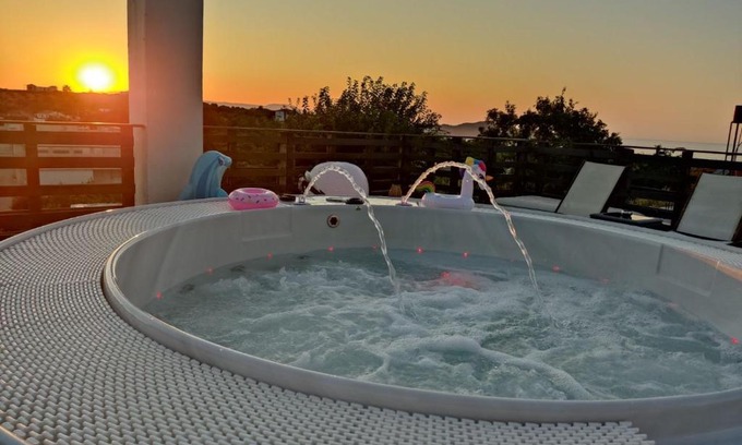 Galatas Villa | Villa Yacht Chania