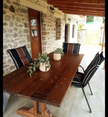 Dodoni House | Villaeleonora ΔΩΔΩΝΗ ΔΕΡΒΙΖΙΑΝΑ ΙΩΑΝΝΙΝΩΝ