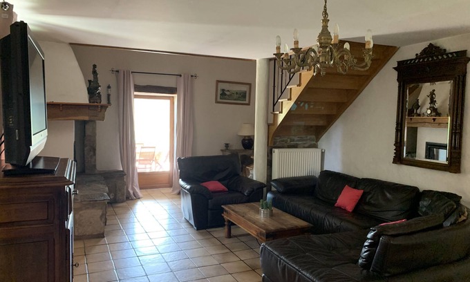 Viala-du-Tarn House | Village house