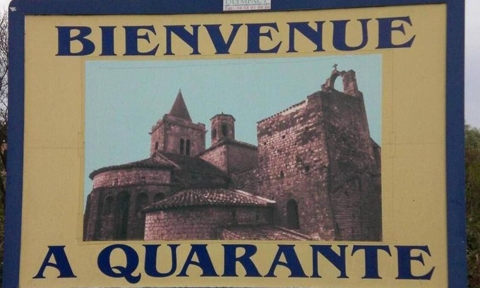 Quarante House | village house fully equipped near Beziers