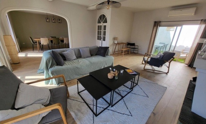 Pomerols House | Village house in Pomérols with roof terrace