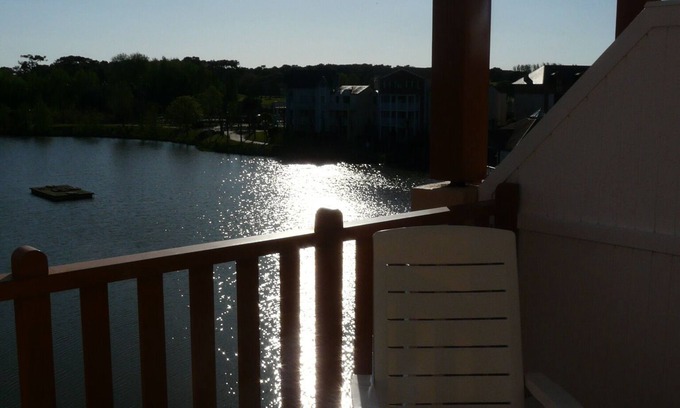 Bourgenay Apartment | Village Vacances 2 bedroom apartment for 6 people Port Bourgenay