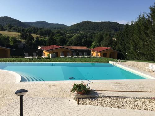 Pescolanciano Ski Chalet | villaggio casina del duca