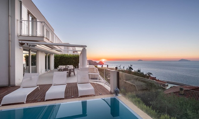 Capo d'Orlando Apartment | Villas d'Orlando - with private pool and sea view