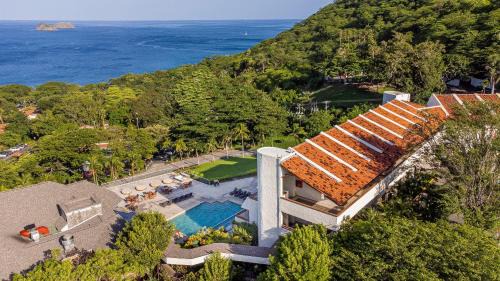 Playa Hermosa Resort | Villas Sol Beach Resort