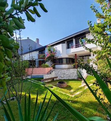 Iskele Mahallesi Bed & Breakfast | VillaSkalaUrla