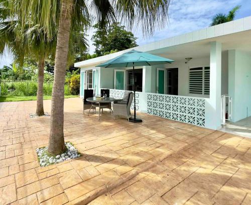Guaniquilla House | Villatoña, 4BR, Beach house with pool