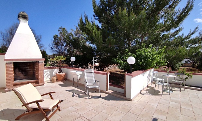Marina di Pescoluse Villa | Villetta Adaluna - Con Ampio Giardino Privato a Pescoluse