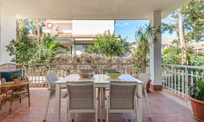 Partanna House | Villetta Althea a Mondello by Wonderful Italy
