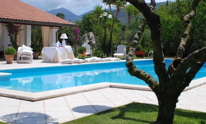 Sonnino House | Villetta Blue Garden