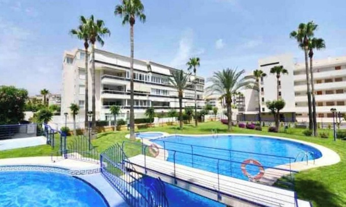 El Albir Apartment | Viminal Albir. Terrace. 3 swimming pools. A/C .Garage
