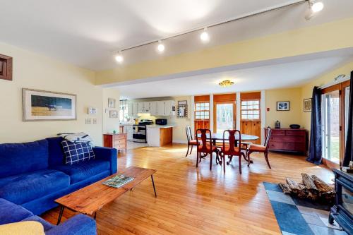 West Tisbury House | Vineyard Escape