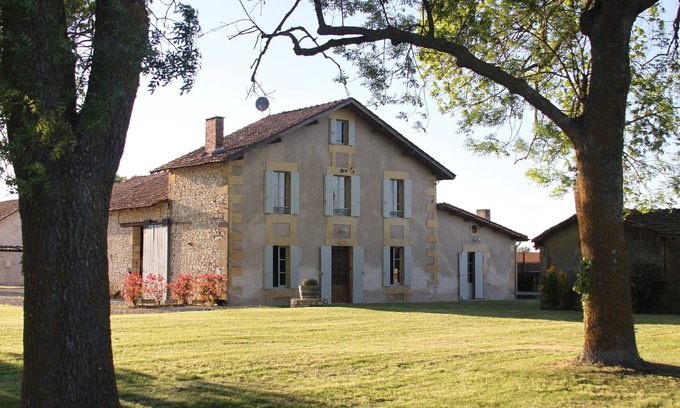 Saussignac Other | Vineyard Farmhouse Near Bergerac, The Heart Of The Famous Wine Regions