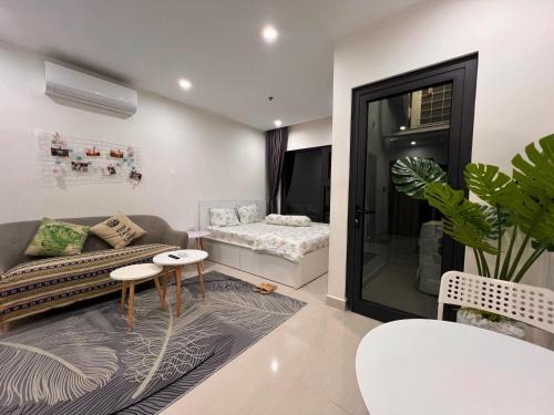 District 9 Apartment | Vinhomes Grand Park Homestay-Riverside House