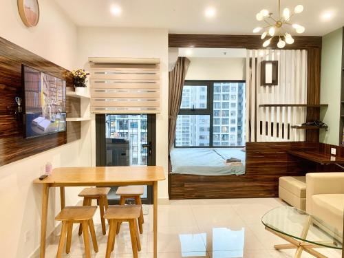 District 9 Apartment | Vinhomes Studio Apartment With Park View - BB Home