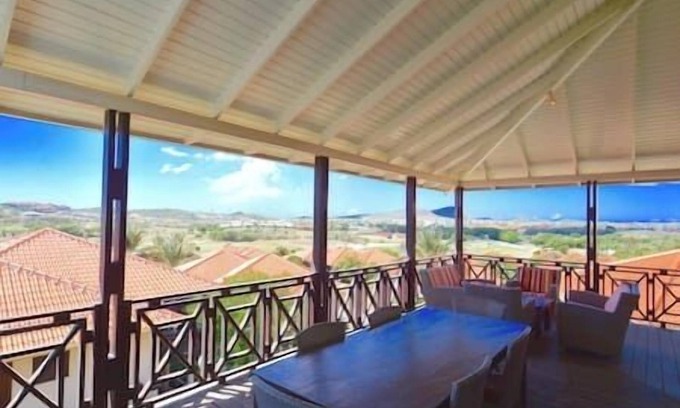 Sint Michiel Villa | VIP Blue Bay Beach Villa 28