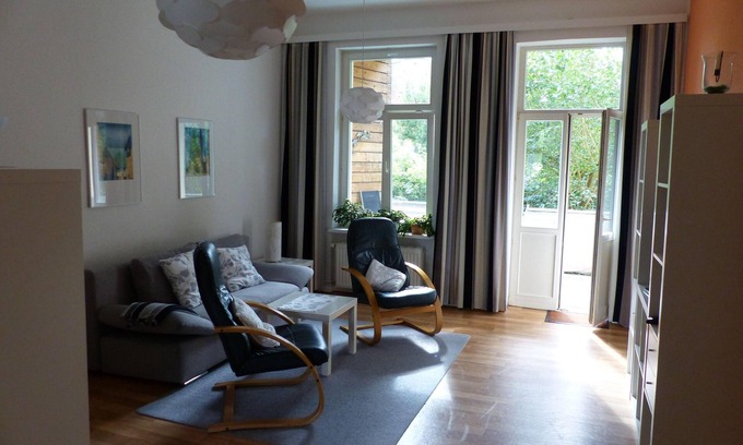 Ostorf Apartment | Vis-a-vis Berliner Tor