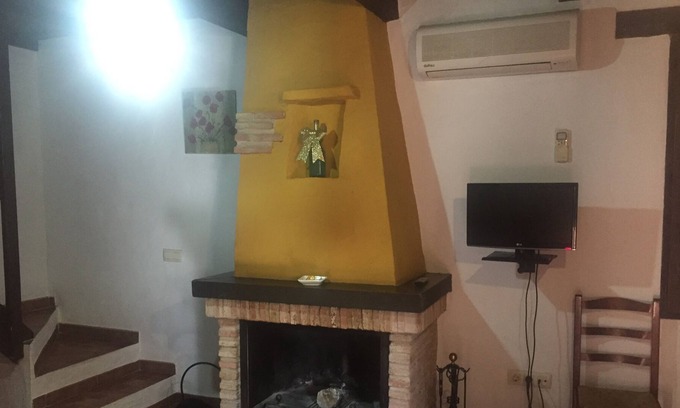 Ossa de Montiel House | Visit the natural park with family or friends at an unbeatable price