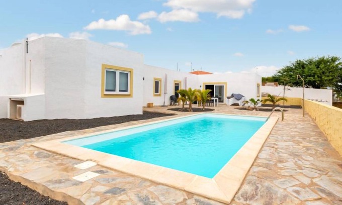 Parque Holandes House | Vista del Mar 1 by Interhome