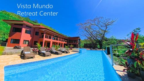 Llano Brenes Apartment | Vista Mundo Centrar