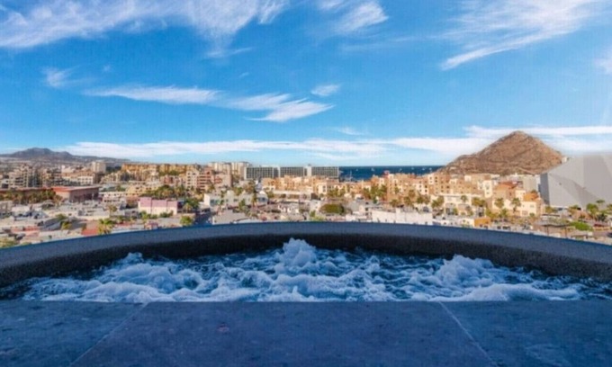 Centro House | Vista Pedregal great Marina Views and Location