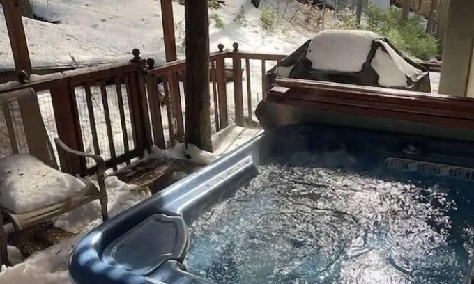 Arrowhead Villas House | Vista Pines Cabin Lake Arrowhead Hot Tub Fire pit View