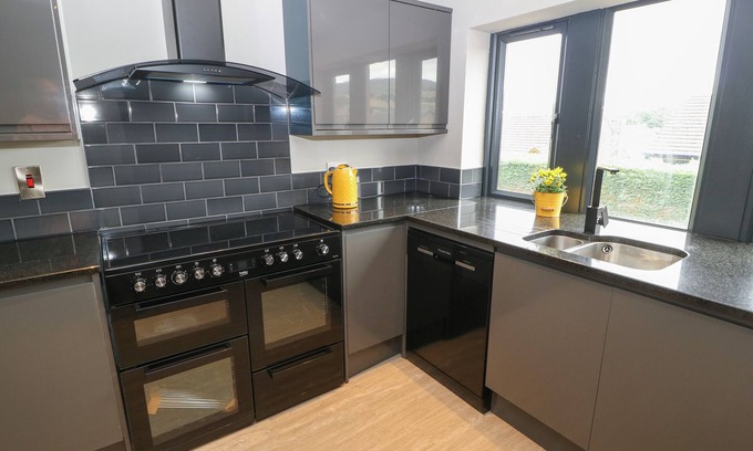 Meltham Cottage | Vista Tasso