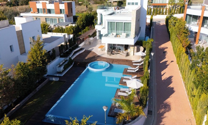 Ayia Napa Villa | Vivo Mare Beachfront Villas