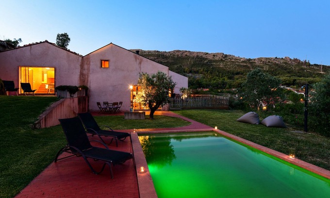 Cumeeira Cottage | VN Nature Houses, a place to be, a place to live in the nature.