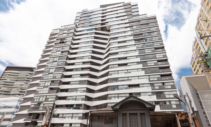 Pinheiros Apartment | VNO - Oscar Freire Studios on Subway