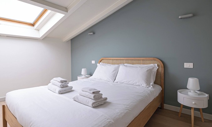 Monza Apartment | Volta 40 - A - One Bedroom Apartment, Sleeps 4