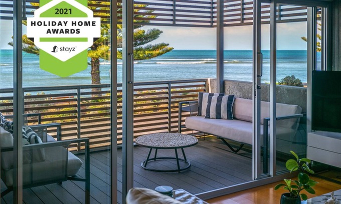 Encounter Bay House | Voted TOP 10 holiday home in Stayz 2021 Holiday Home Awards