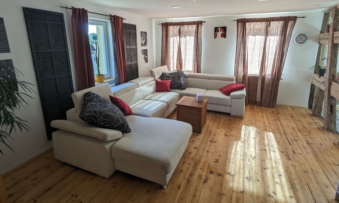 Kirchensittenbach Apartment | Vrbo Property
