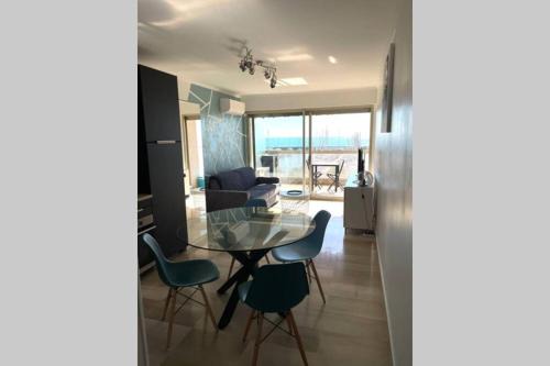 Menton Apartment | Vue mer port de garavan