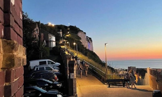 Le Treport Apartment | Vue Panoramique sur la mer et les Falaises