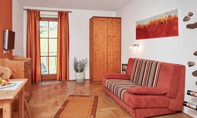 Kloech Bed & Breakfast | Vulkanzimmer - Winzerhof Klöckl