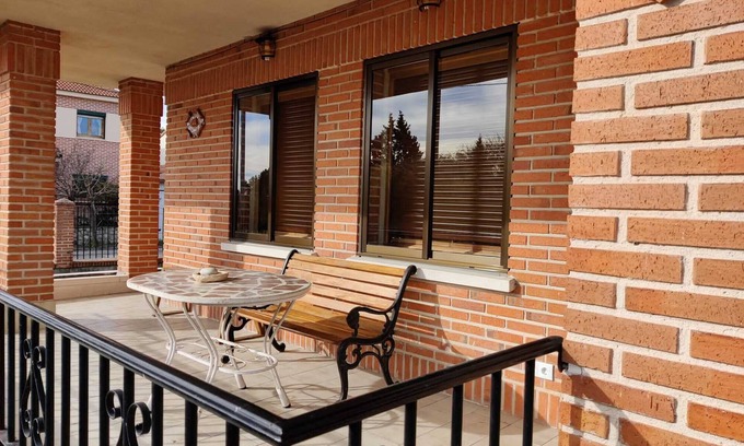 Coca Ski Chalet | VuT Aire de Pinares, Coca